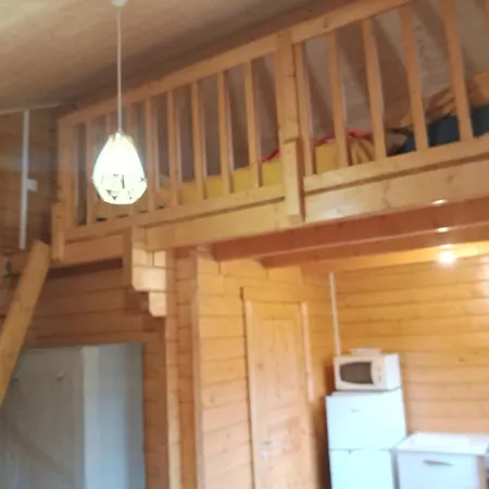 Le Cocon De Bois * Eglise-Neuve-de-Vergt